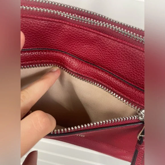 Dana Buchman Red Faux Leather Crossbody Bag with Adjustable Straps EUC - Picture 12 of 12